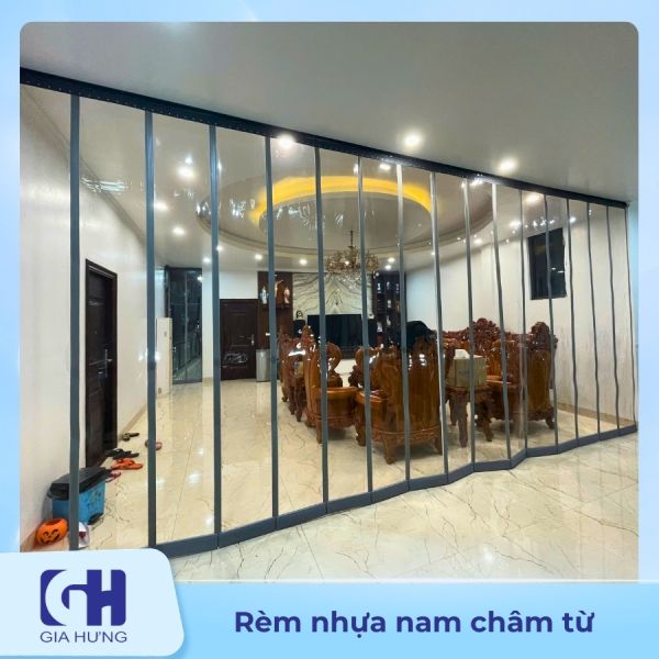 Rèm Nhựa PVC Nam Châm Từ Tính
