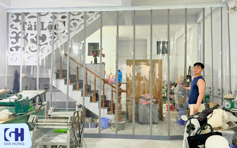 Rèm nhựa nam châm phân chia không gian nhà ở và văn phòng làm việc