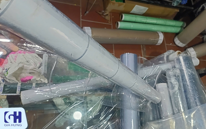 Cuộn màng nhựa PVC khổ lớn màu trắng trong suốt 
